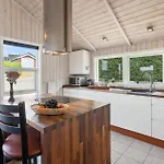 3 Bedroom In Holiday home