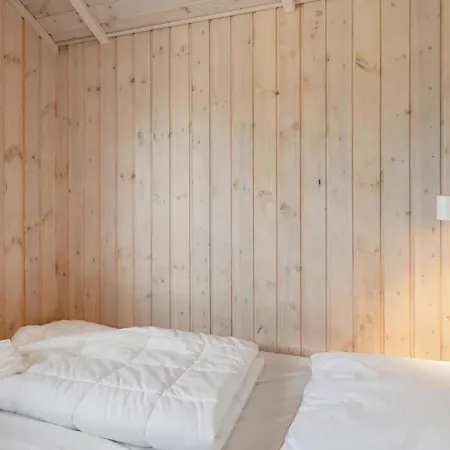 Дом отдыха 3 Bedroom In *