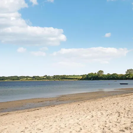 Дом отдыха 3 Bedroom In *