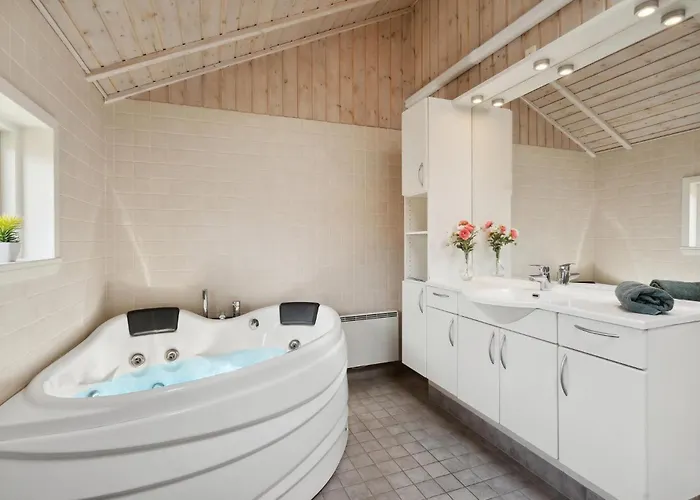 3 Bedroom In 別荘 Broager